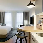 By Marriott Otel